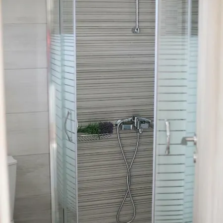 Apartament Aeraki